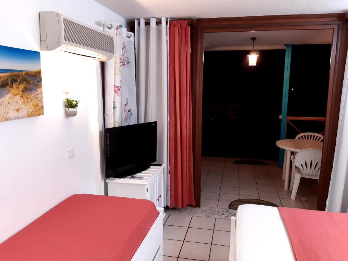 Studio Climatisé - Piscine-Plage - 1 à 2 personnes Sainte-Anne Exterior foto
